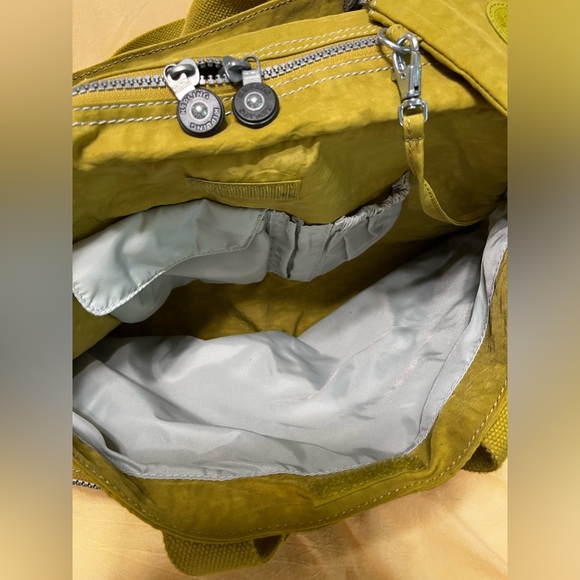 Kipling Carry On/Laptop Bag with Shoulder strap - Picture 3 of 15